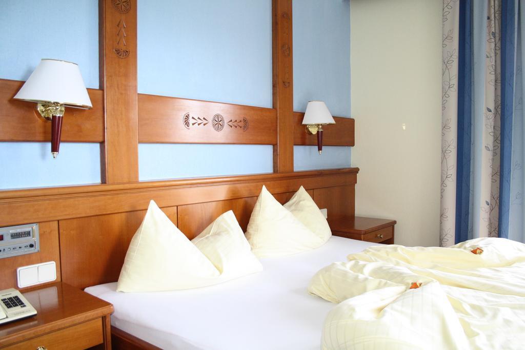 Vitalhotel Sonnblick Villach Quarto foto